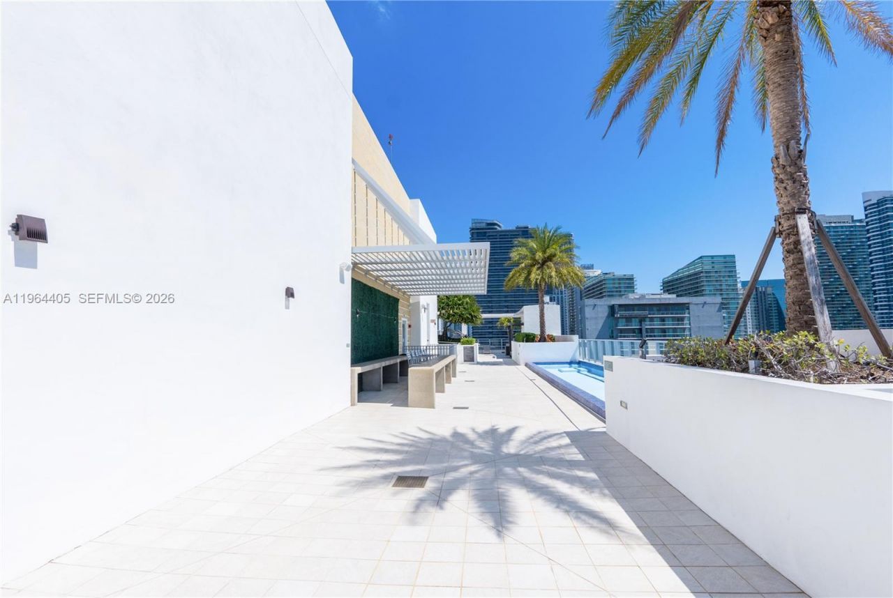 1010 SW 2nd Ave , Unit 606, Miami, FL 33130 Photo