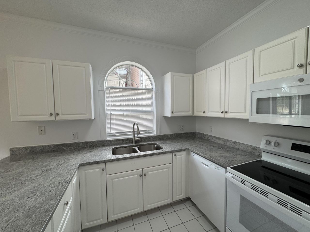 4733 Wild Iris Dr. Photo 11