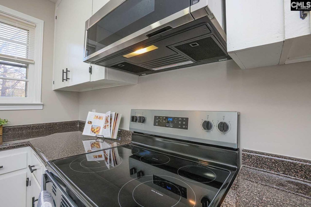 1013 Pinelane Road Photo 11