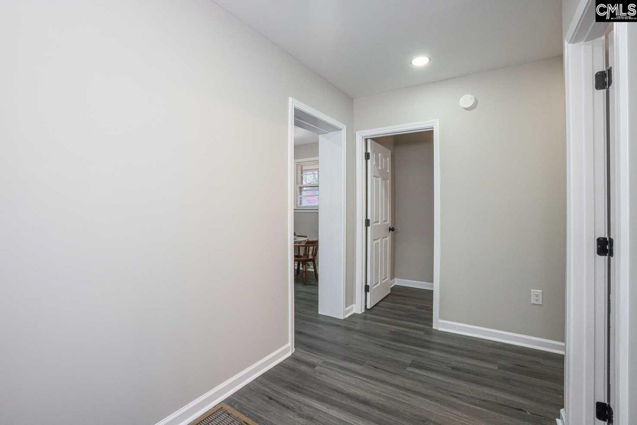 1013 Pinelane Road Photo 20