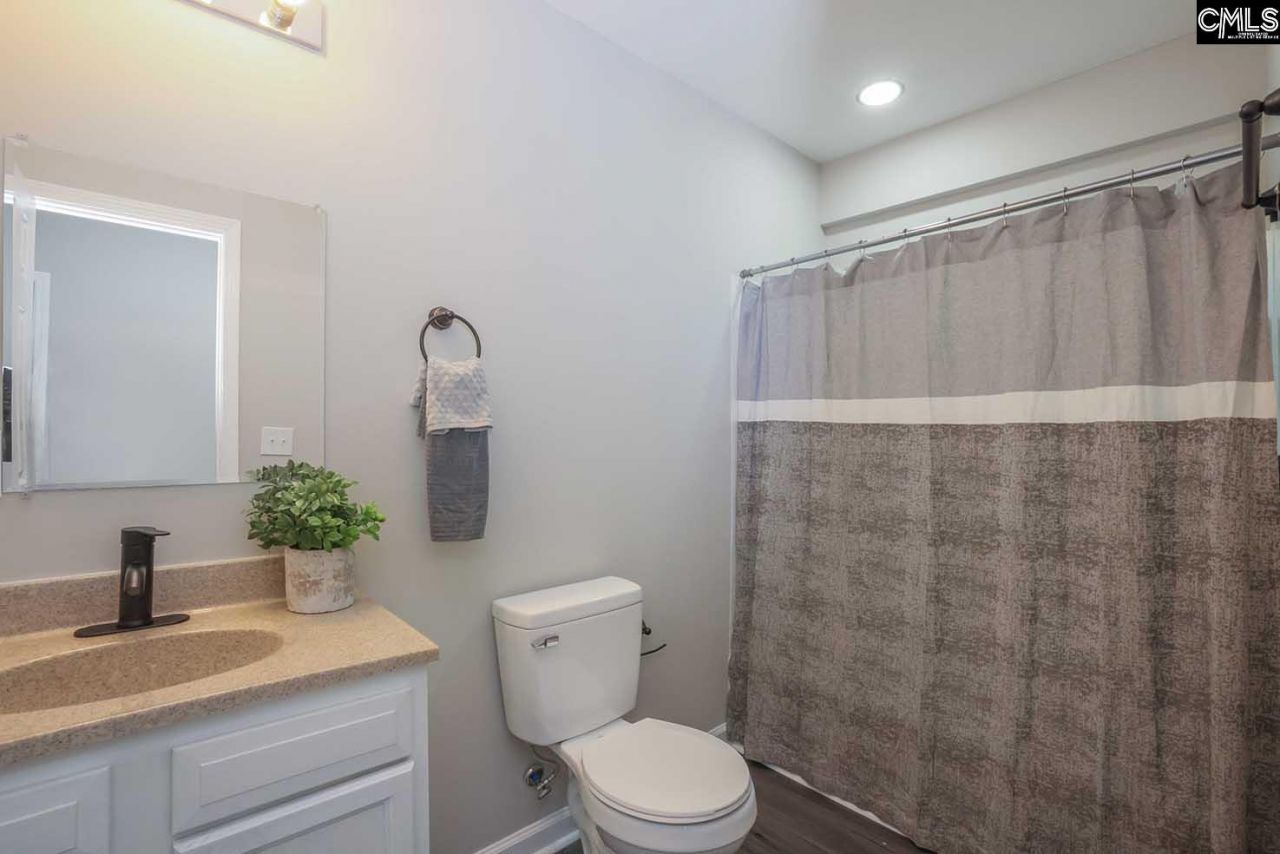 1013 Pinelane Road  Photo 21