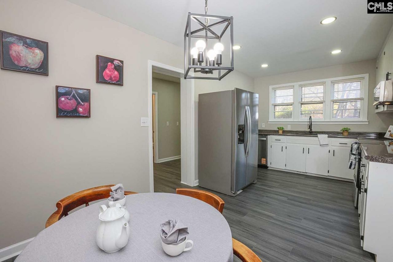 1013 Pinelane Road Photo 7