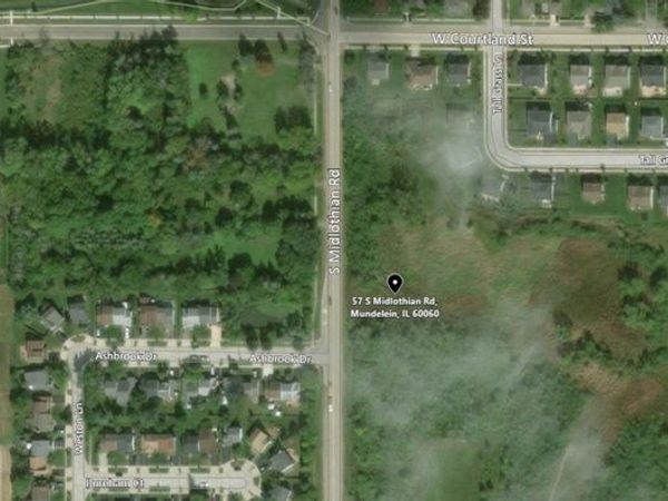 57 S Midlothian Road, Mundelein, IL 60060