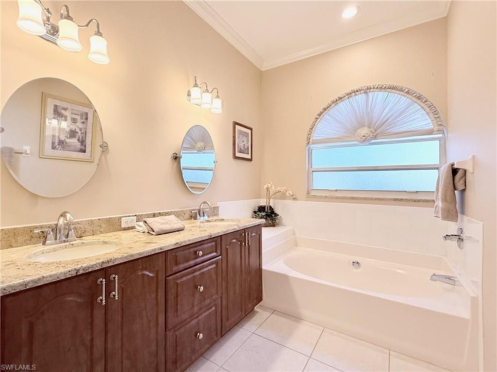 8013 Kilkenny Ct, Naples, FL 34112 Photo