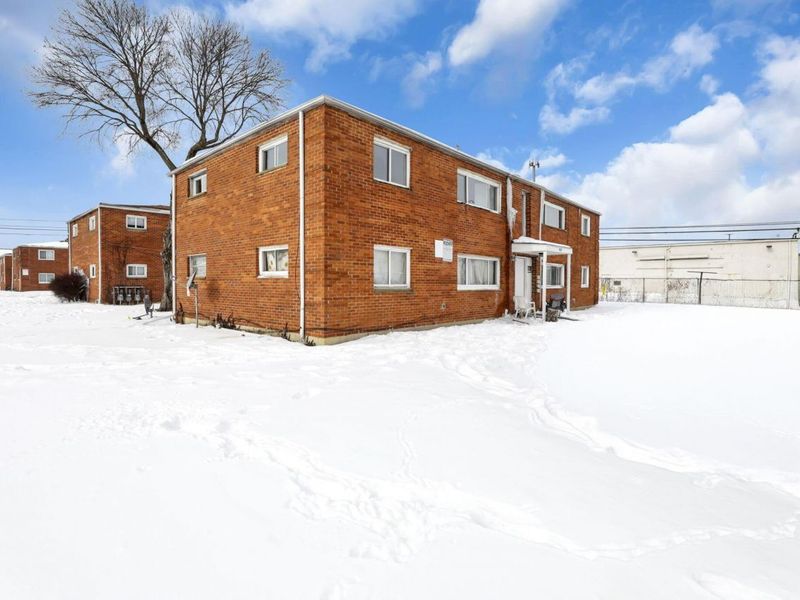 3622 Cushing Drive, Unit C, Columbus, OH 43227 Photo 3