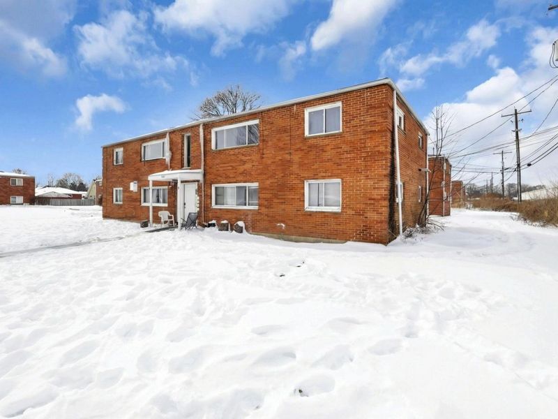 3622 Cushing Drive, Unit C, Columbus, OH 43227 Photo 4