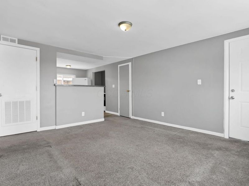 3622 Cushing Drive, Unit C, Columbus, OH 43227 Photo 6