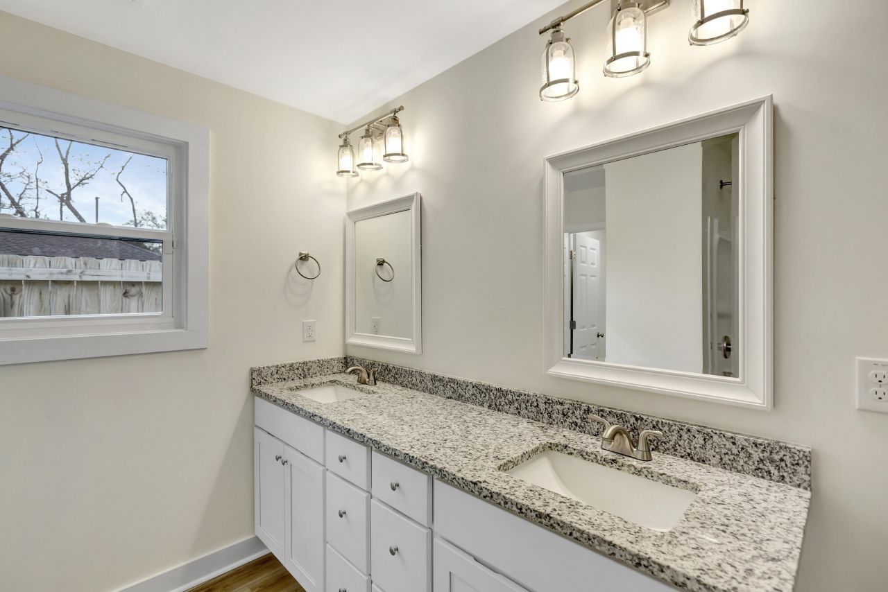 6961 Raymond Avenue Photo 14