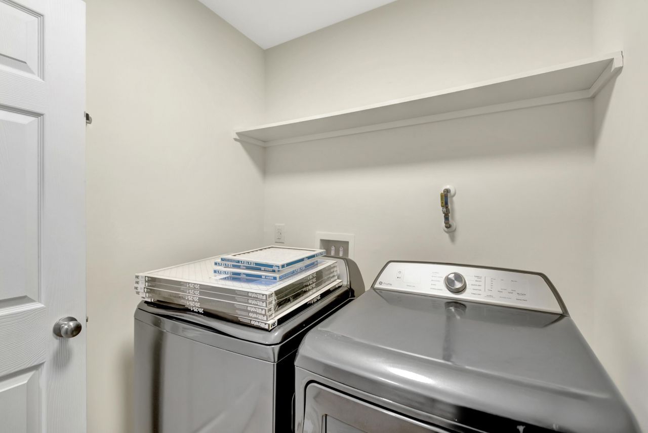 6961 Raymond Avenue Photo 17