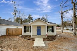 6961 Raymond Avenue photo 4