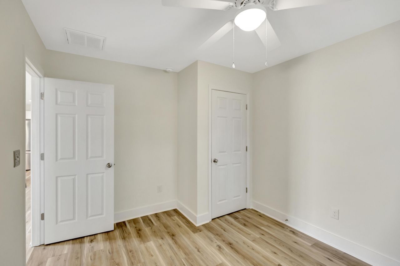 6961 Raymond Avenue Photo 21