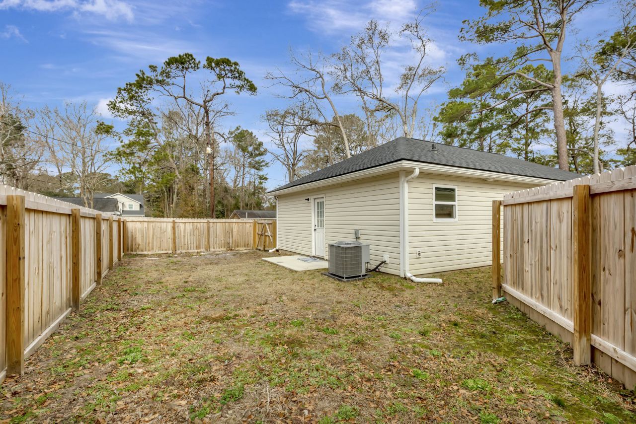 6961 Raymond Avenue Photo 23