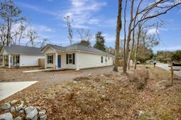 6961 Raymond Avenue photo 4