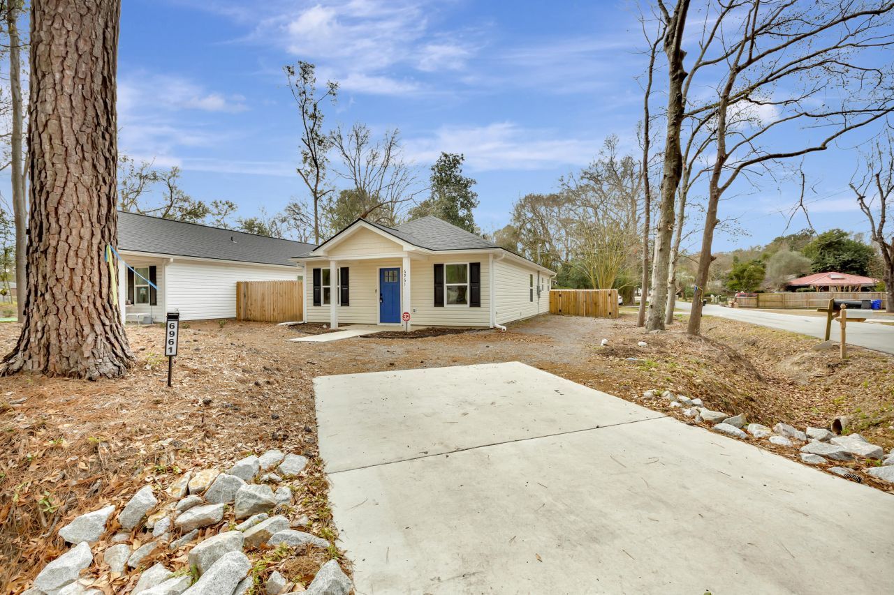 6961 Raymond Avenue Photo 4