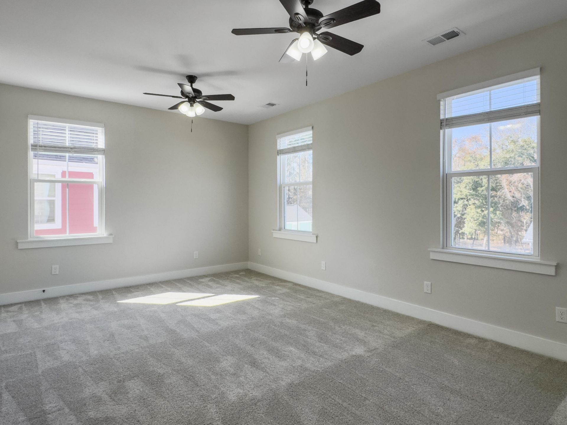 8606 Bowen Corner Avenue Photo 34