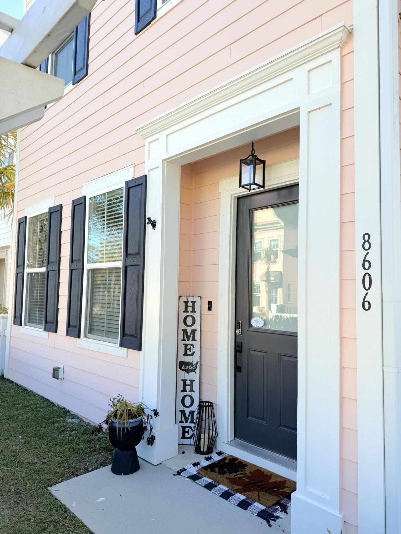 8606 Bowen Corner Avenue Photo 4