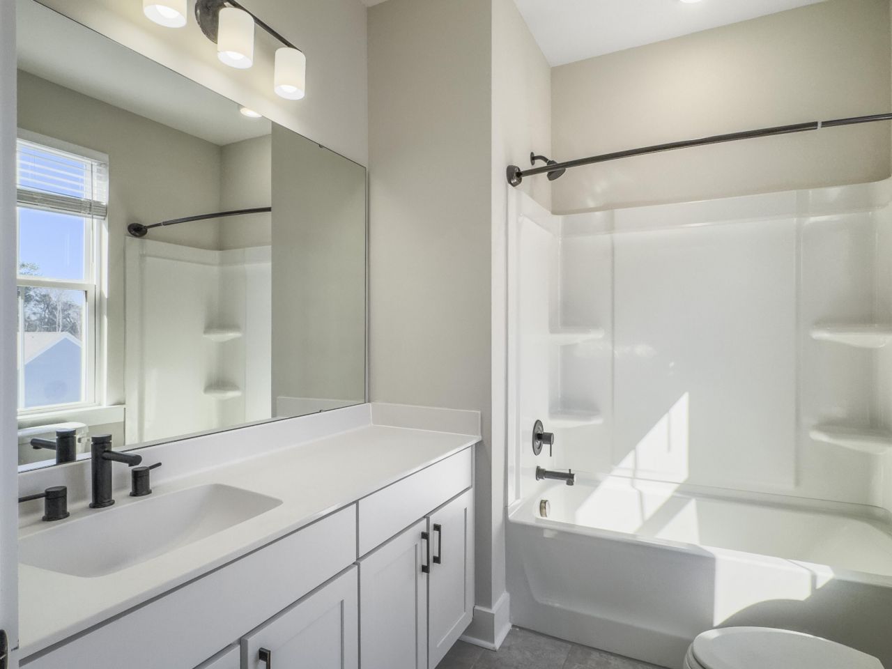 8606 Bowen Corner Avenue Photo 57