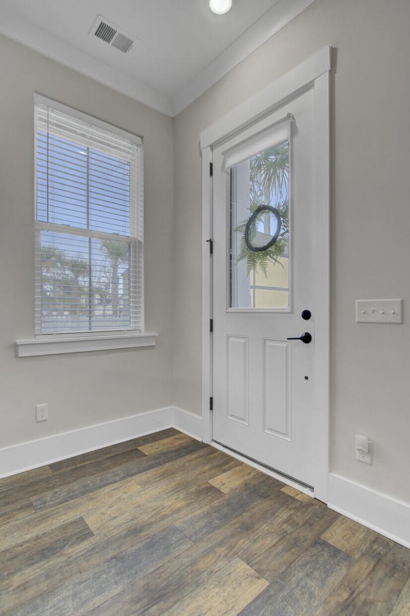 8606 Bowen Corner Avenue Photo 9