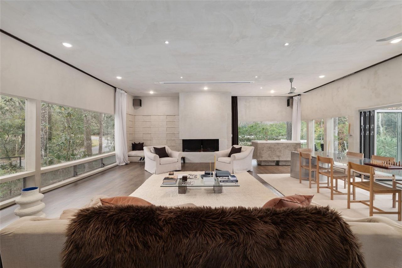 2062 NW 11th Road, Gainesville, FL 32605 Photo