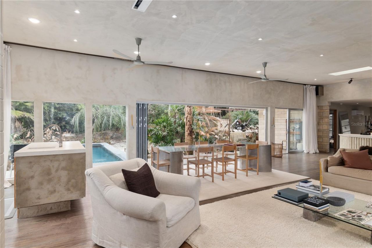 2062 NW 11th Road, Gainesville, FL 32605 Photo