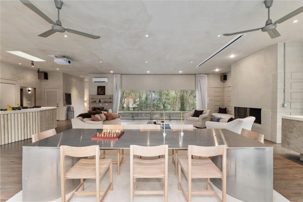 2062 NW 11th Road, Gainesville, FL 32605 Photo