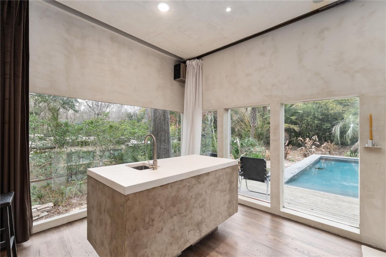 2062 NW 11th Road, Gainesville, FL 32605 Photo