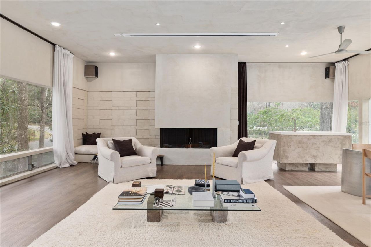 2062 NW 11th Road, Gainesville, FL 32605 Photo