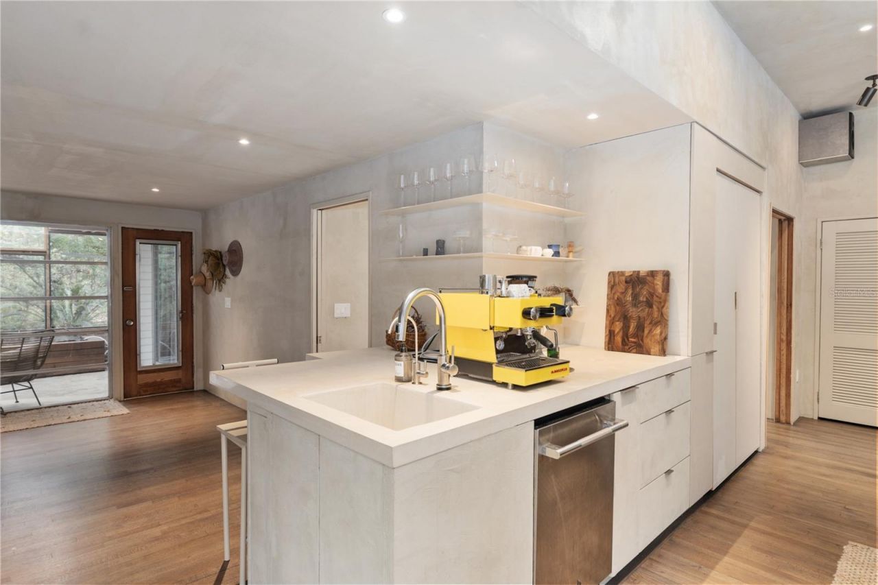 2062 NW 11th Road, Gainesville, FL 32605 Photo