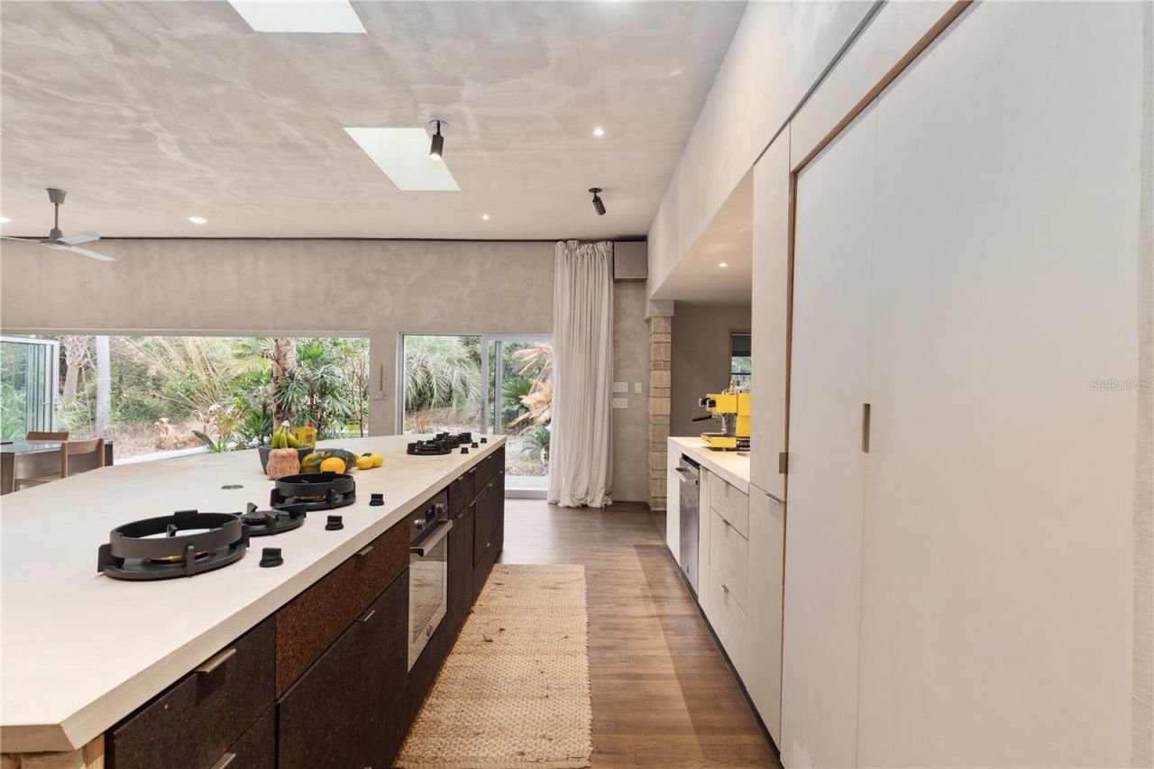 2062 NW 11th Road, Gainesville, FL 32605 Photo