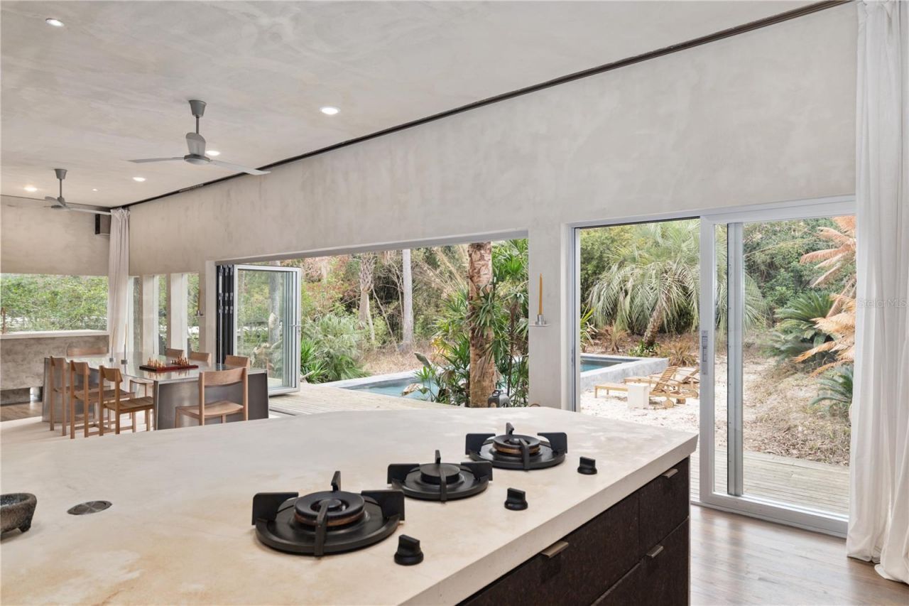 2062 NW 11th Road, Gainesville, FL 32605 Photo