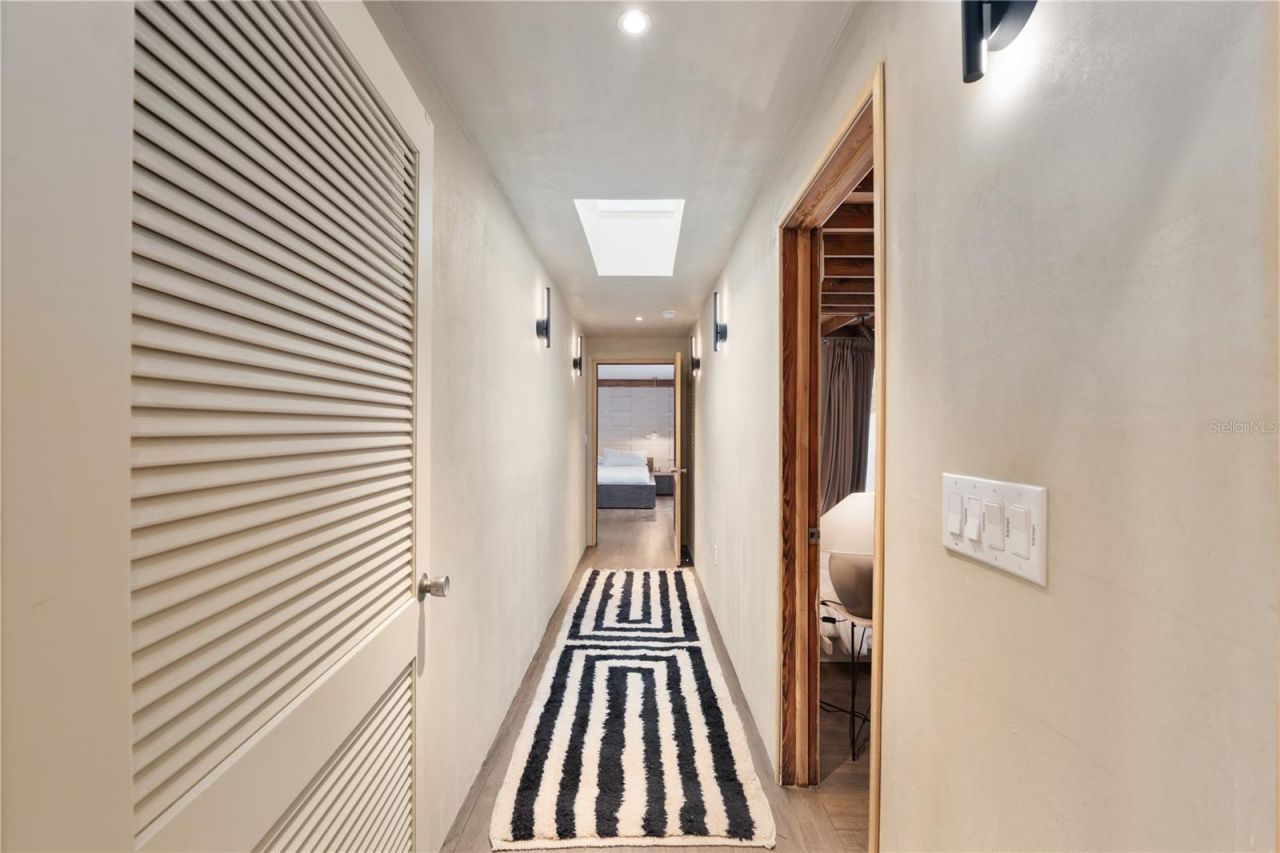 2062 NW 11th Road, Gainesville, FL 32605 Photo