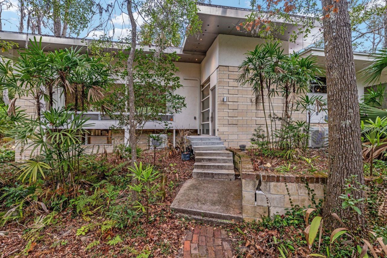 2062 NW 11th Road, Gainesville, FL 32605 Photo