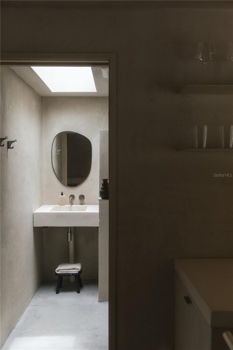 2062 NW 11th Road, Gainesville, FL 32605 Photo