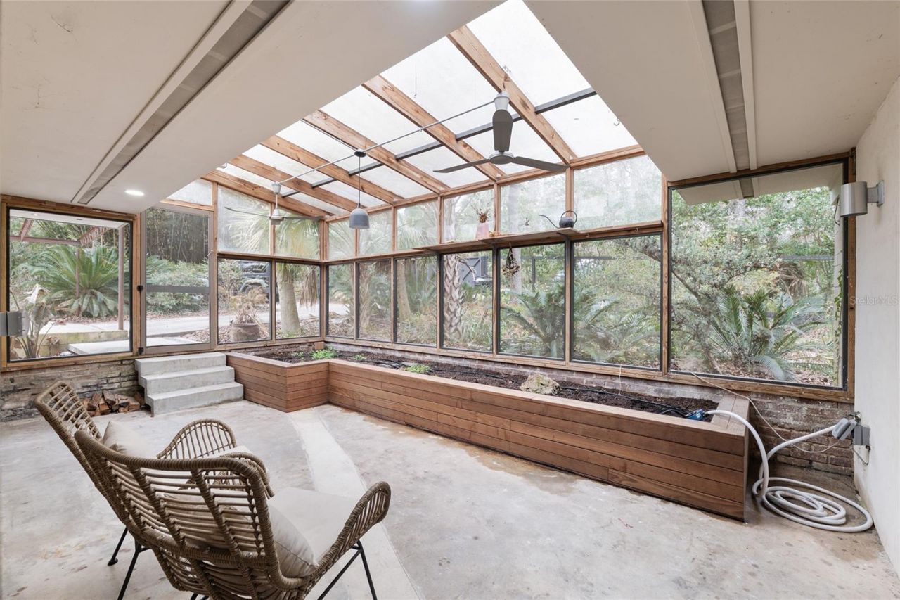 2062 NW 11th Road, Gainesville, FL 32605 Photo