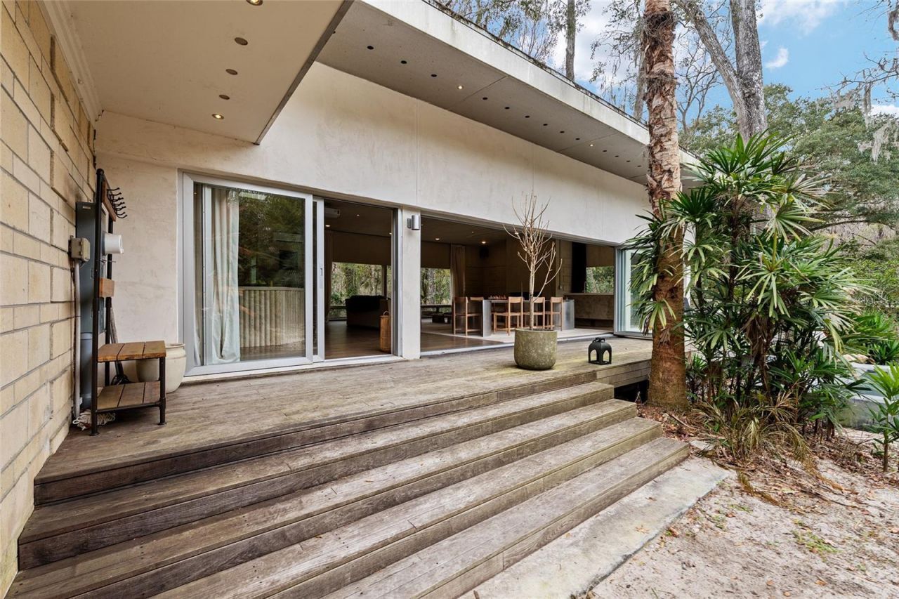 2062 NW 11th Road, Gainesville, FL 32605 Photo