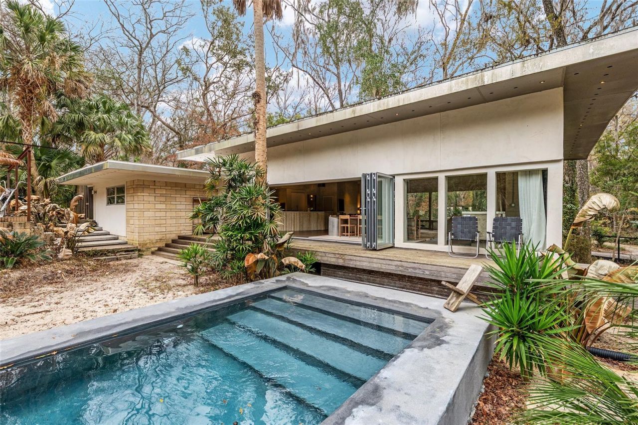 2062 NW 11th Road, Gainesville, FL 32605 Photo