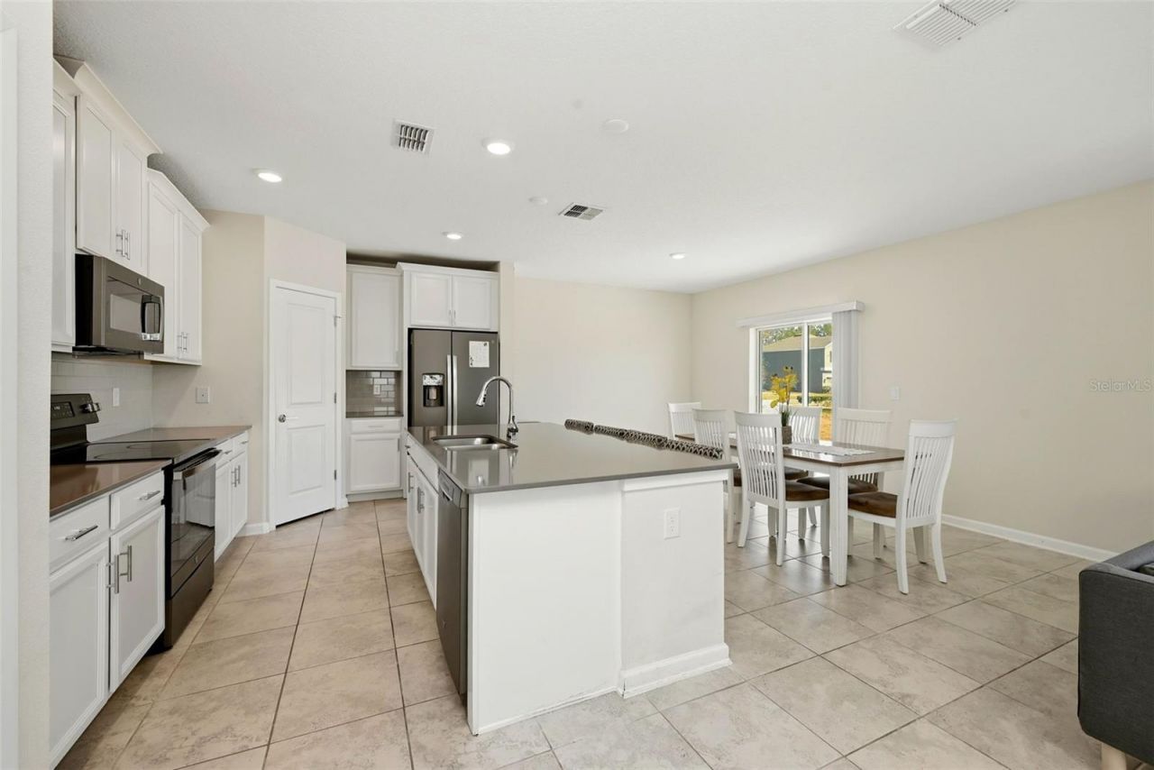 2850 Alder Berry Boulevard, Ocoee, FL 34761 Photo