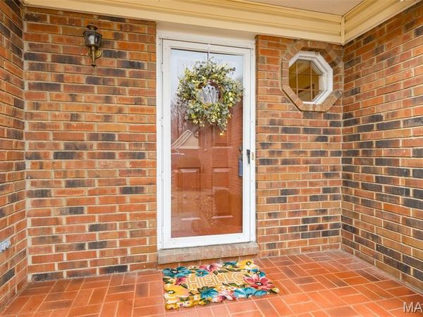 951 Riverwood Place Drive, Florissant, MO 63031