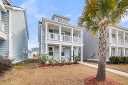 161 Yorkshire Drive photo 4