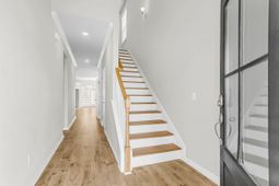 161 Yorkshire Drive photo 4