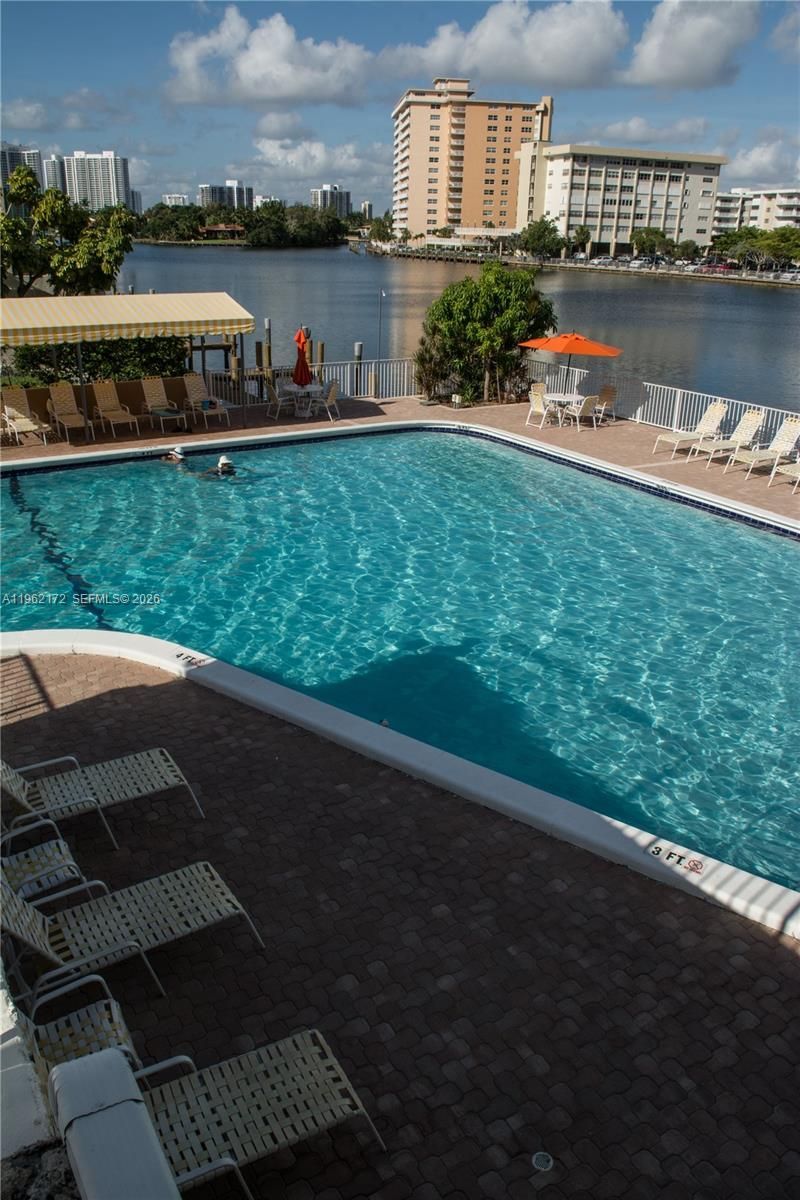 1849 S Ocean Dr, Unit 905, Hallandale Beach, FL 33009 Photo