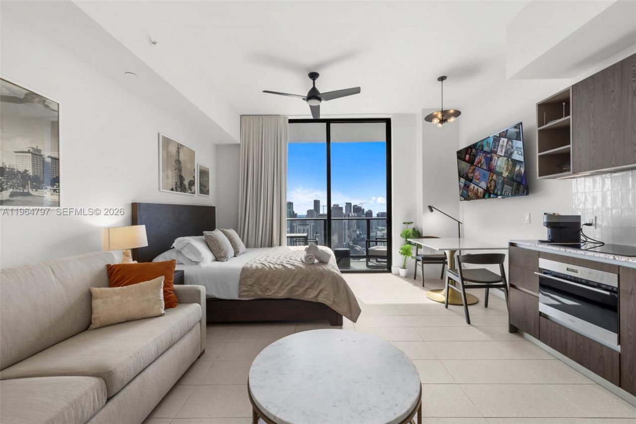 159 NE 6th St , Unit 4910, Miami, FL 33132 Photo