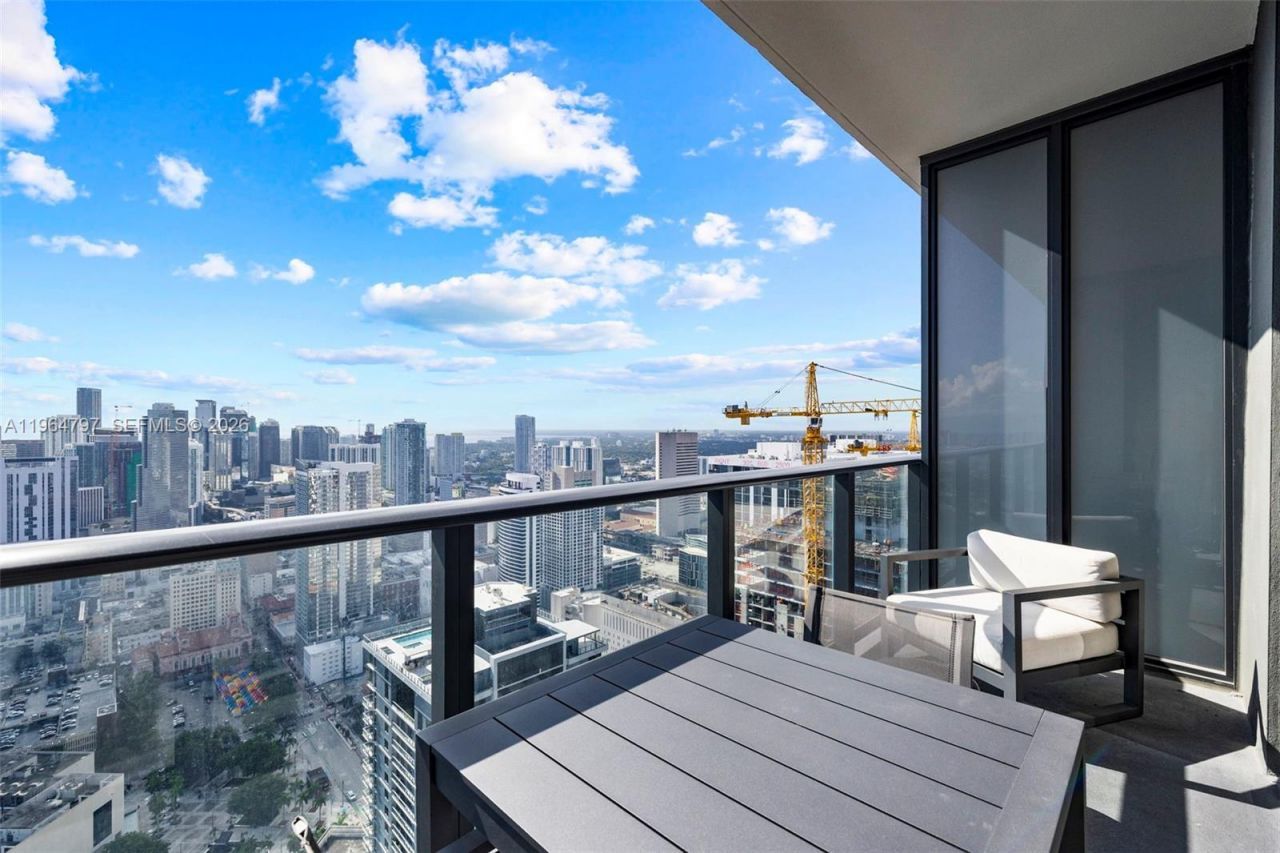 159 NE 6th St , Unit 4910, Miami, FL 33132 Photo