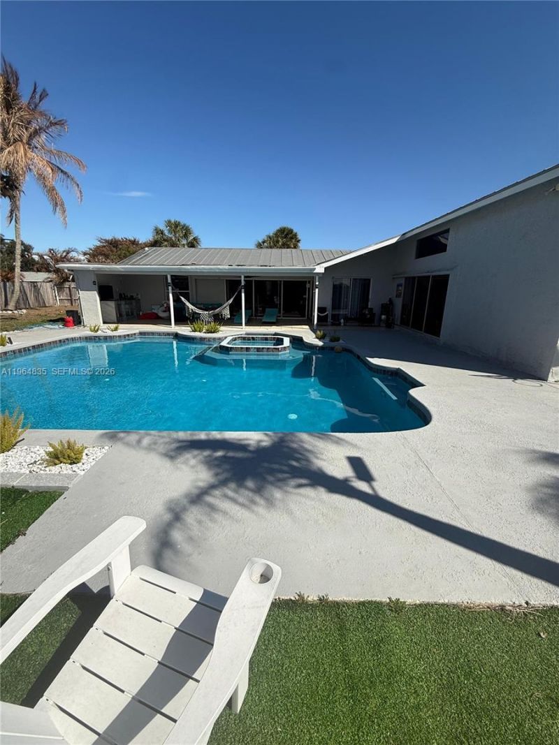 2068 SE Triumph Rd, Port Saint Lucie, FL 34952 Photo