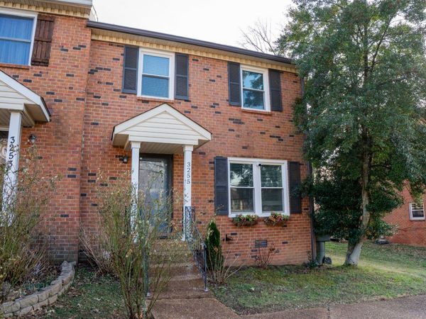 3255 Priest Woods Dr, Nashville, TN 37214
