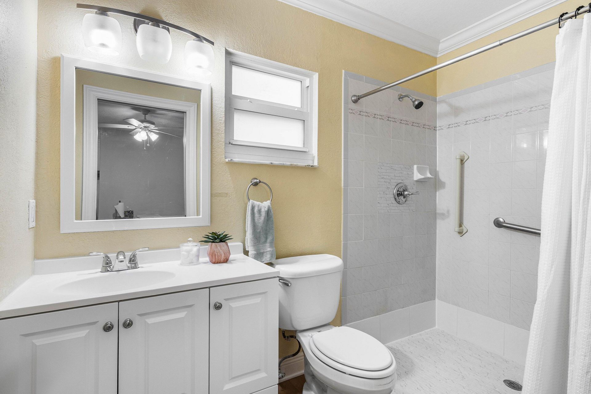 1017 Hansen Street, West Palm Beach, FL 33405 Photo