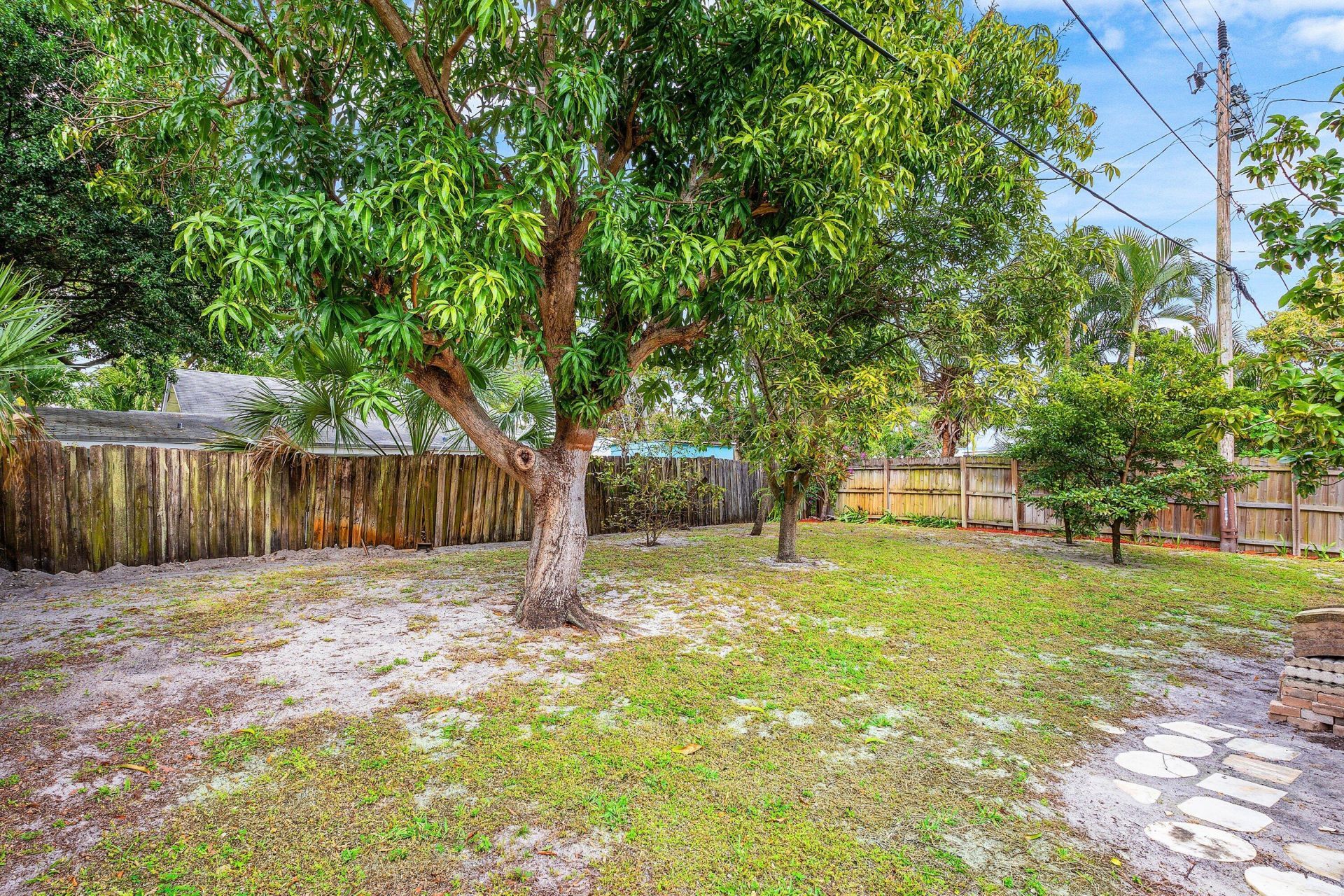 1017 Hansen Street, West Palm Beach, FL 33405 Photo