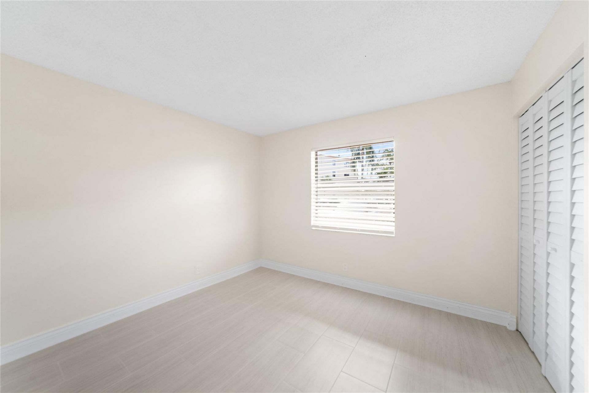 9355 SW 8th Street, Unit 110, Boca Raton, FL 33428 Photo