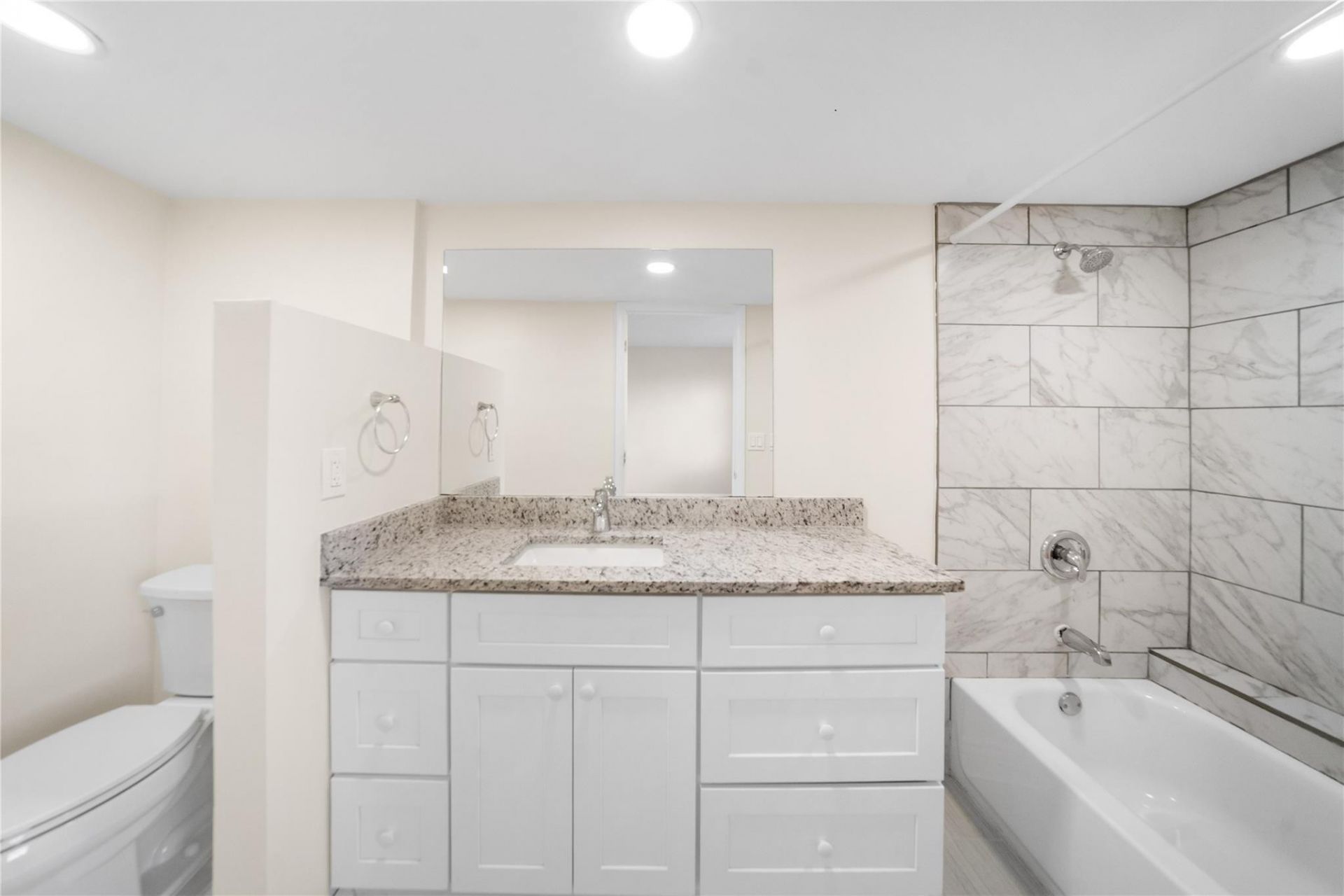 9355 SW 8th Street, Unit 110, Boca Raton, FL 33428 Photo