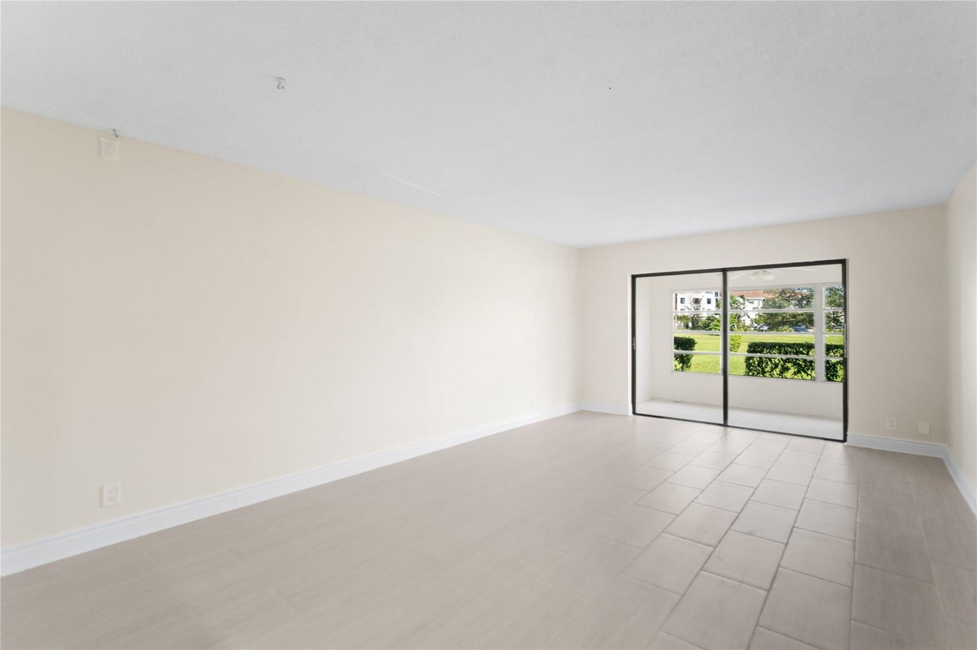 9355 SW 8th Street, Unit 110, Boca Raton, FL 33428 Photo